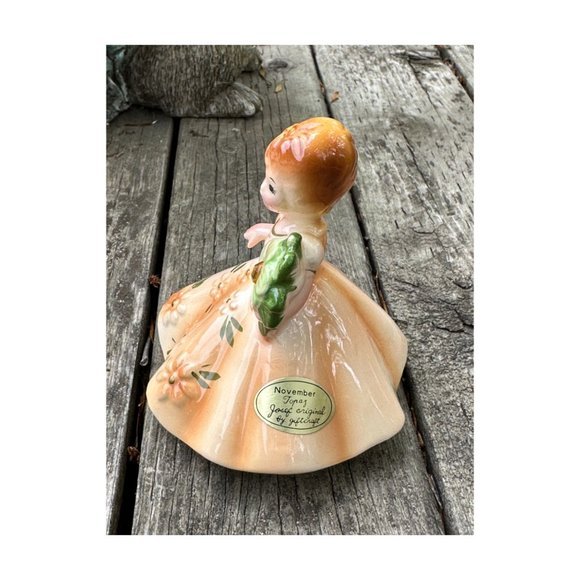 Vtg Josef Originals Figurine - November - Topaz - Girl in Peach Dress With Cryst - Picture 4 of 6